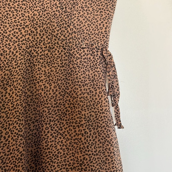 Abercrombie & Fitch Cheetah Print Wrap Dress XS Mini Flutter Sleeve vintage - Picture 5 of 10